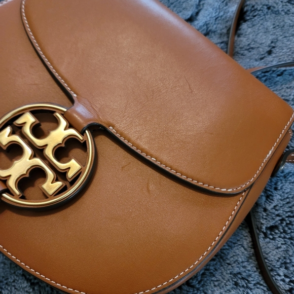 Tory Burch Miller Crossbody Saddlebag Bag Tan/Camel - Picture 10 of 13
